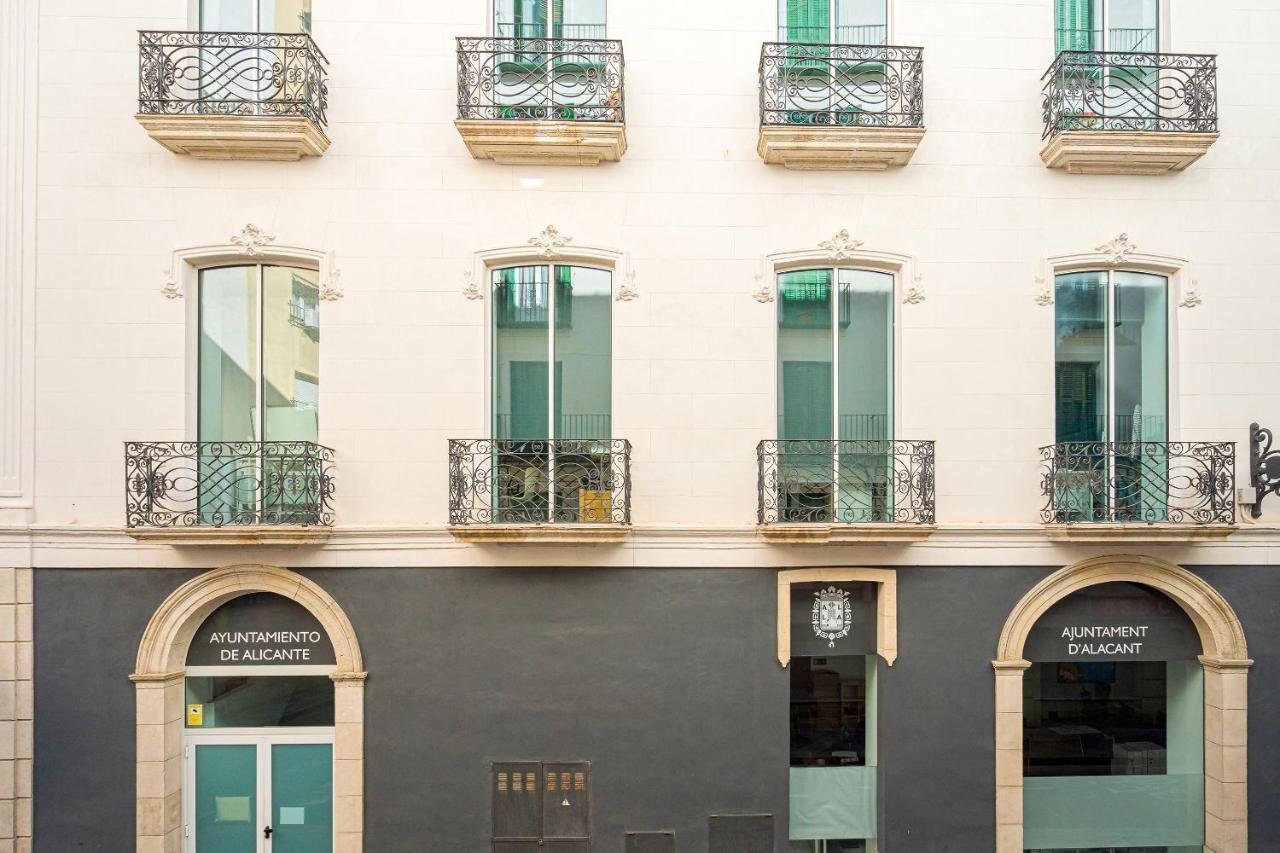 Pension Ayuntamiento Alicante Extérieur photo