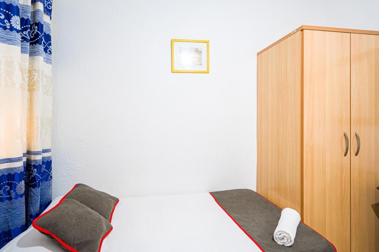 Pension Ayuntamiento Alicante Extérieur photo